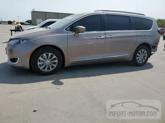 CHRYSLER PACIFICA 2017 2c4rc1bg0hr535989