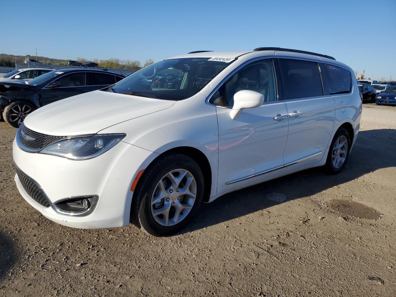 CHRYSLER PACIFICA 2017 2c4rc1bg0hr810003