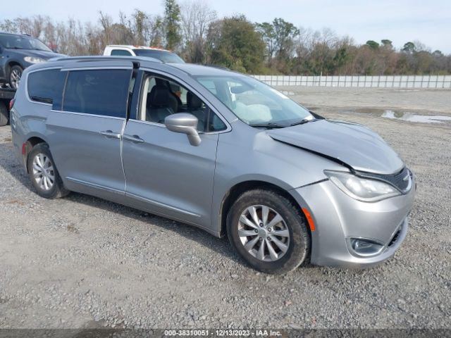 CHRYSLER PACIFICA 2018 2c4rc1bg0jr110648