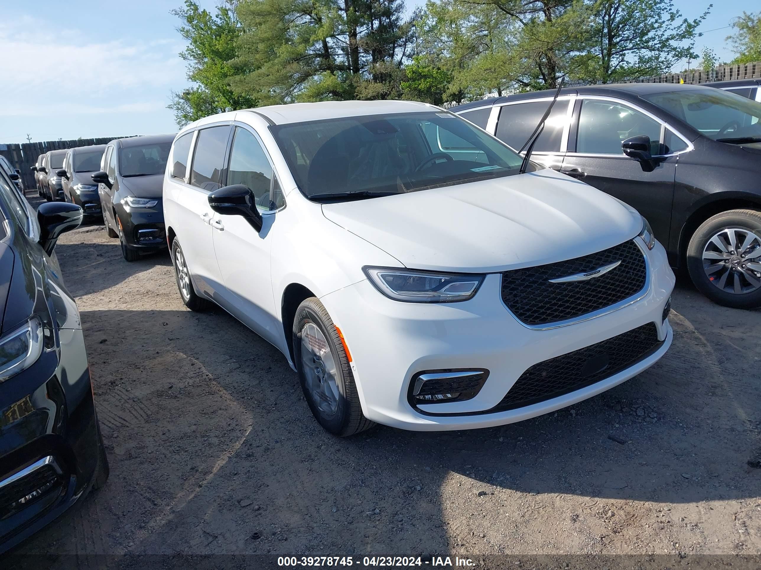 CHRYSLER PACIFICA 2024 2c4rc1bg0rr145816