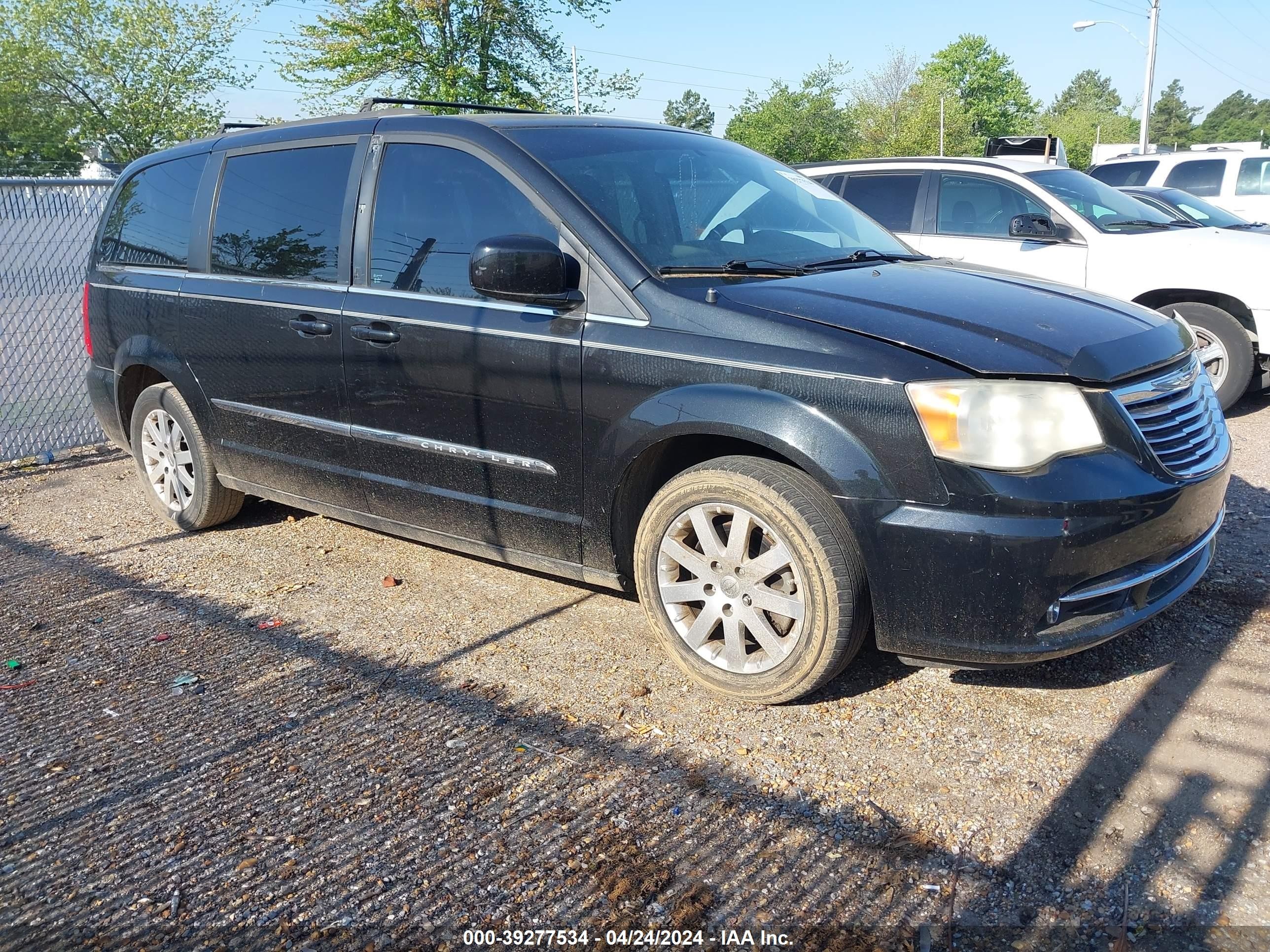 CHRYSLER TOWN & COUNTRY 2013 2c4rc1bg1dr820940