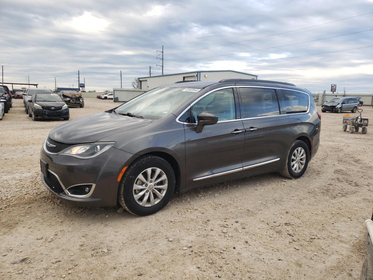 CHRYSLER PACIFICA 2017 2c4rc1bg1hr505755