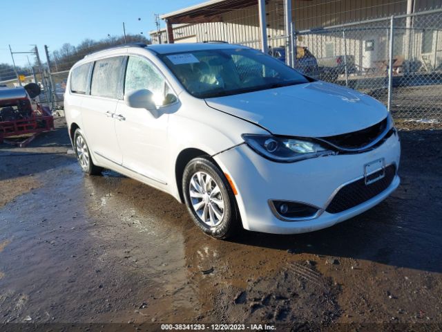 CHRYSLER PACIFICA 2017 2c4rc1bg1hr511930