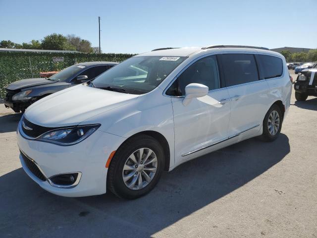 CHRYSLER PACIFICA 2017 2c4rc1bg1hr533944