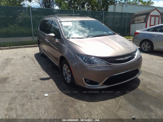 CHRYSLER PACIFICA 2017 2c4rc1bg1hr535516