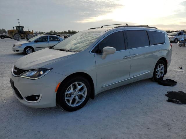 CHRYSLER PACIFICA T 2017 2c4rc1bg1hr611400