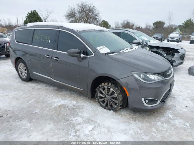 CHRYSLER PACIFICA 2017 2c4rc1bg1hr670401