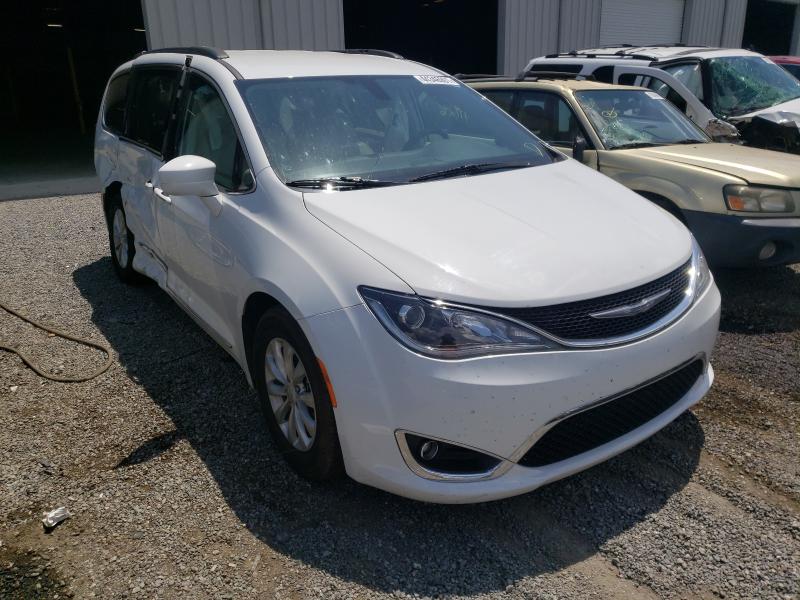 CHRYSLER PACIFICA T 2017 2c4rc1bg1hr688395