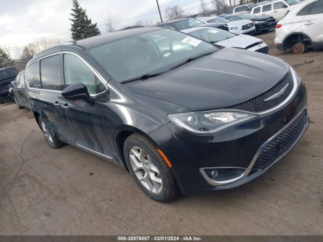 CHRYSLER PACIFICA 2018 2c4rc1bg1jr123263