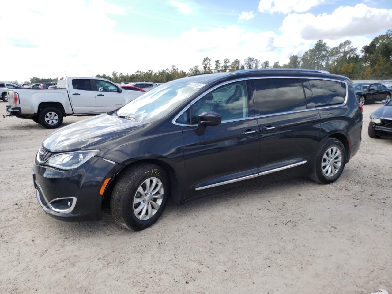 CHRYSLER PACIFICA 2018 2c4rc1bg1jr292778