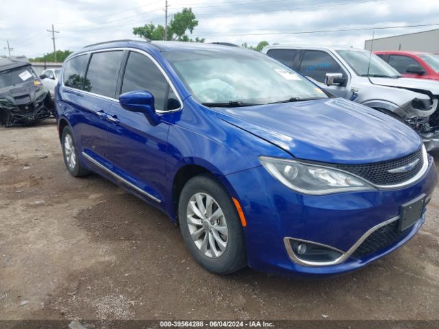 CHRYSLER PACIFICA 2018 2c4rc1bg1jr316366