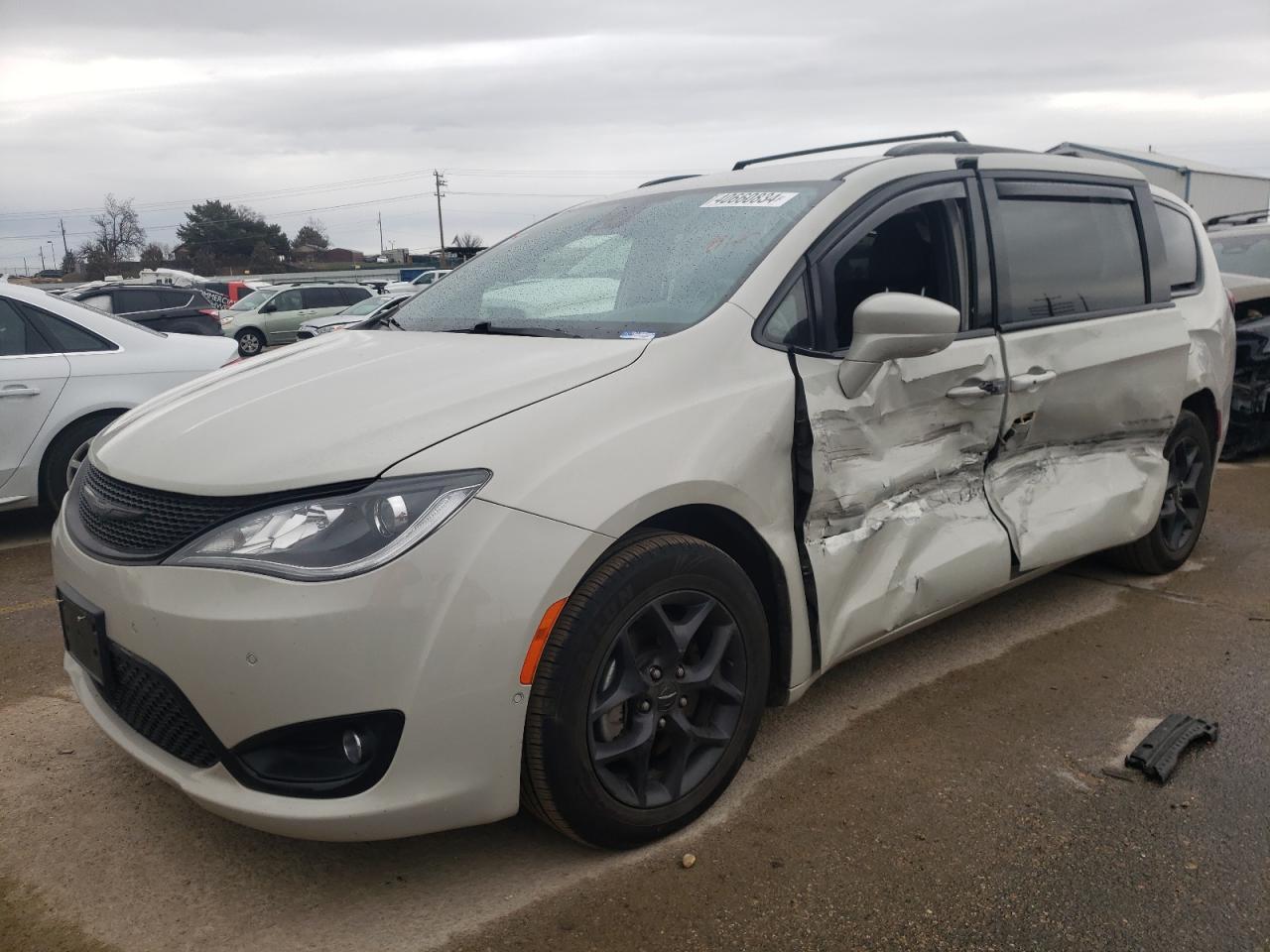 CHRYSLER PACIFICA 2019 2c4rc1bg1kr644615