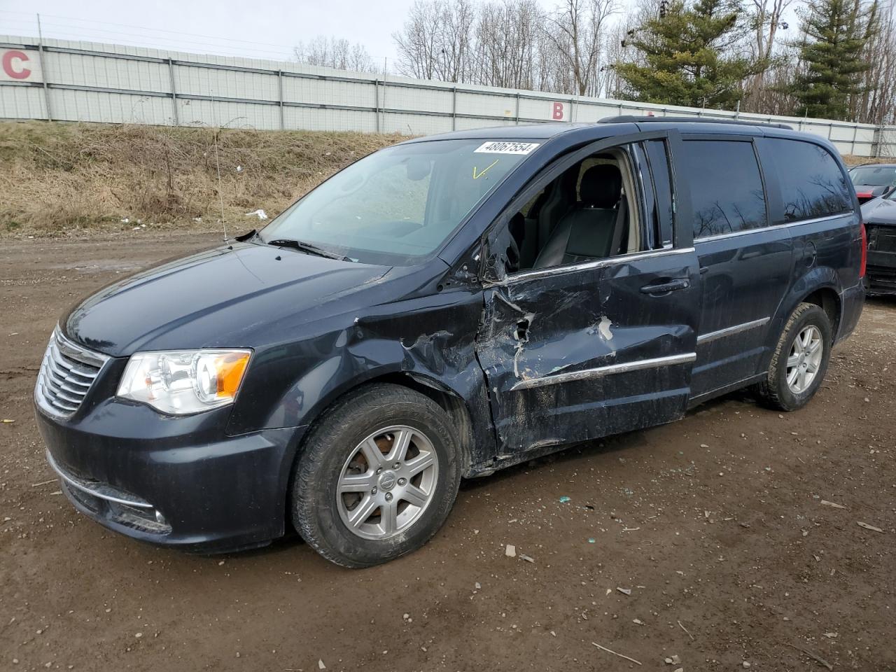 CHRYSLER TOWN & COUNTRY 2013 2c4rc1bg2dr670126