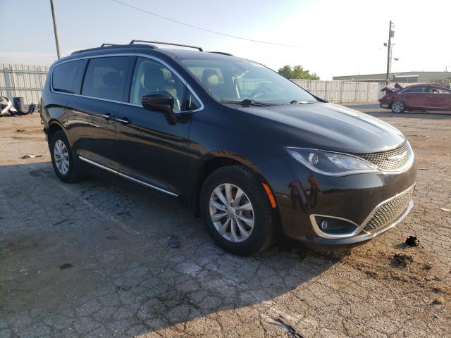 CHRYSLER PACIFICA T 2017 2c4rc1bg2hr524475