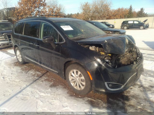 CHRYSLER PACIFICA 2017 2c4rc1bg2hr576026