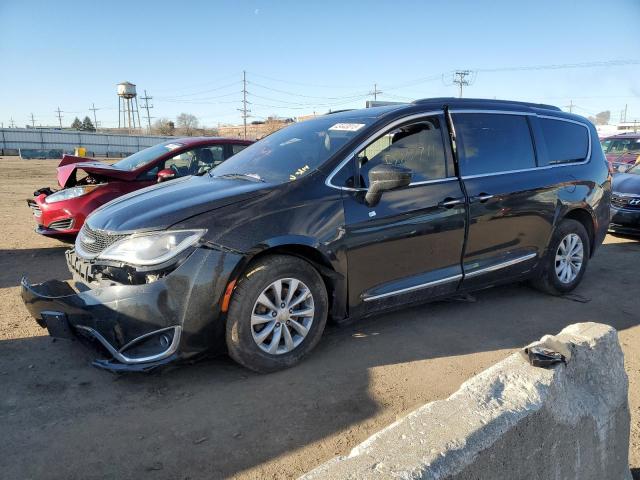 CHRYSLER PACIFICA T 2017 2c4rc1bg2hr588774