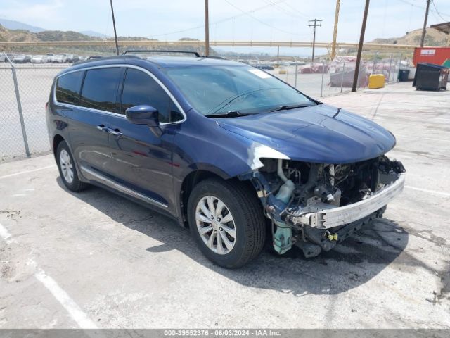 CHRYSLER PACIFICA 2017 2c4rc1bg2hr609994