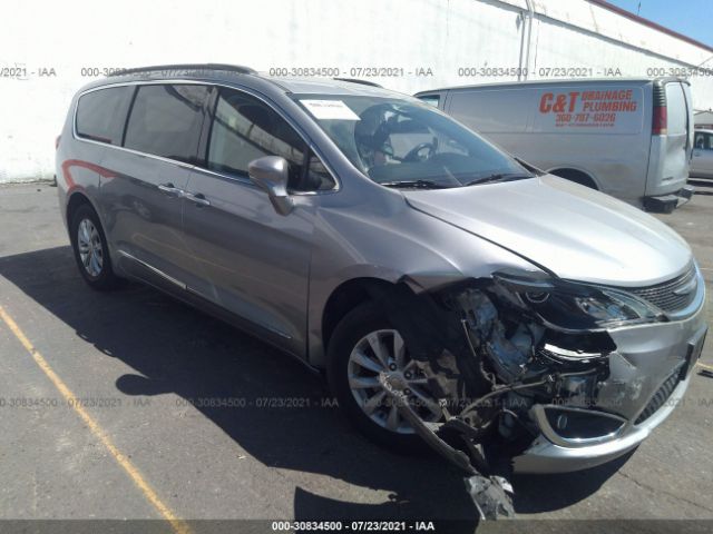 CHRYSLER PACIFICA 2017 2c4rc1bg2hr613608