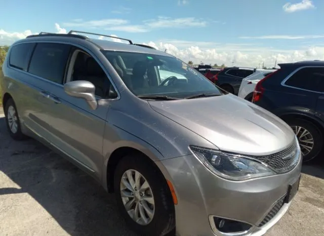 CHRYSLER PACIFICA 2017 2c4rc1bg2hr702952