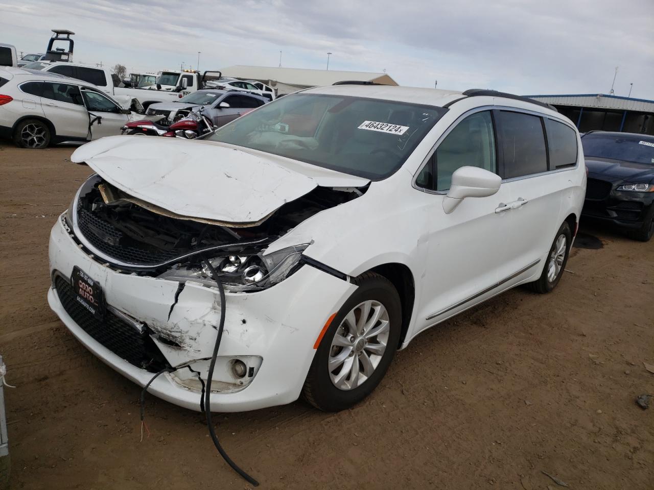 CHRYSLER PACIFICA 2017 2c4rc1bg2hr703423