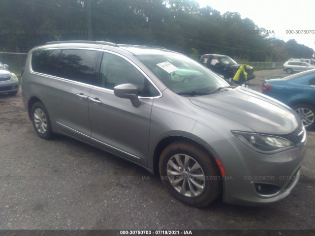 CHRYSLER PACIFICA 2017 2c4rc1bg2hr710789