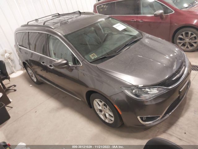 CHRYSLER PACIFICA 2017 2c4rc1bg2hr756736