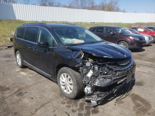 CHRYSLER PACIFICA T 2017 2c4rc1bg2hr785718