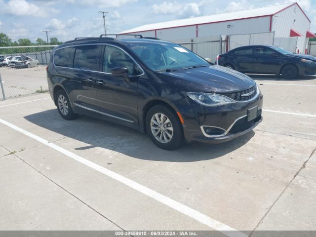 CHRYSLER PACIFICA 2017 2c4rc1bg2hr795083