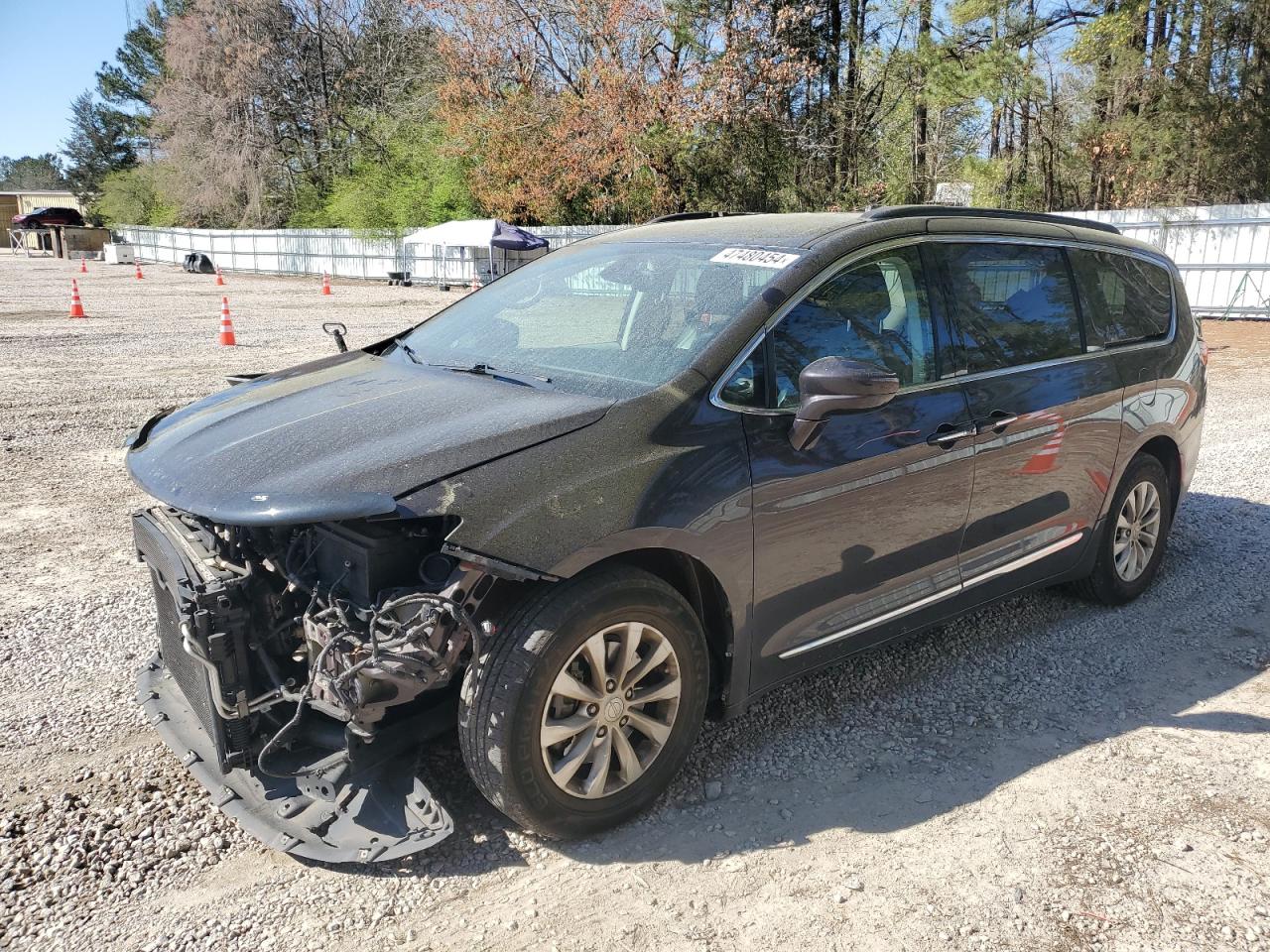 CHRYSLER PACIFICA 2017 2c4rc1bg2hr832150