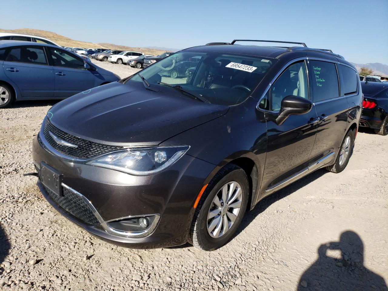 CHRYSLER PACIFICA 2018 2c4rc1bg2jr110683