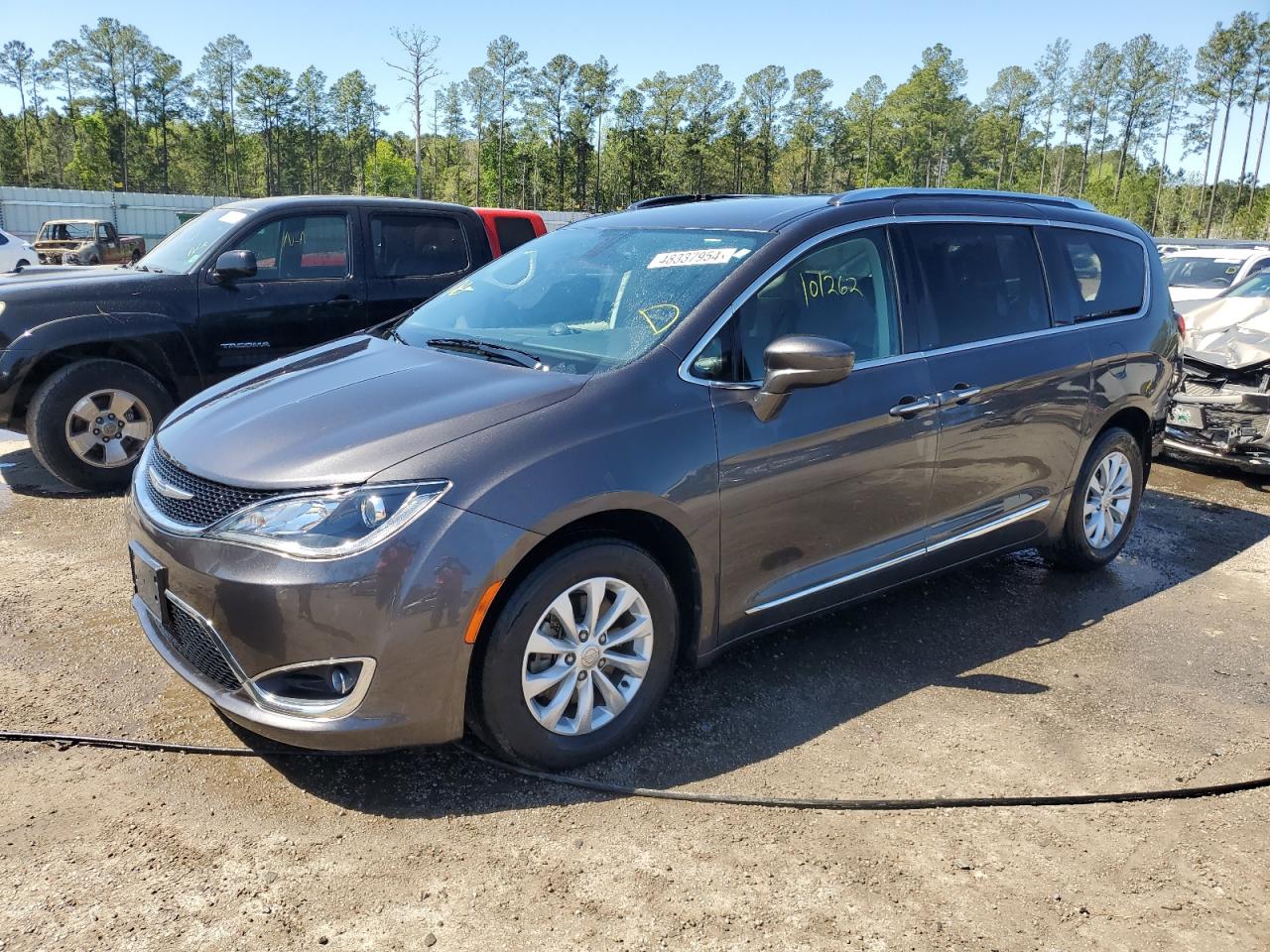 CHRYSLER PACIFICA 2018 2c4rc1bg2jr123157