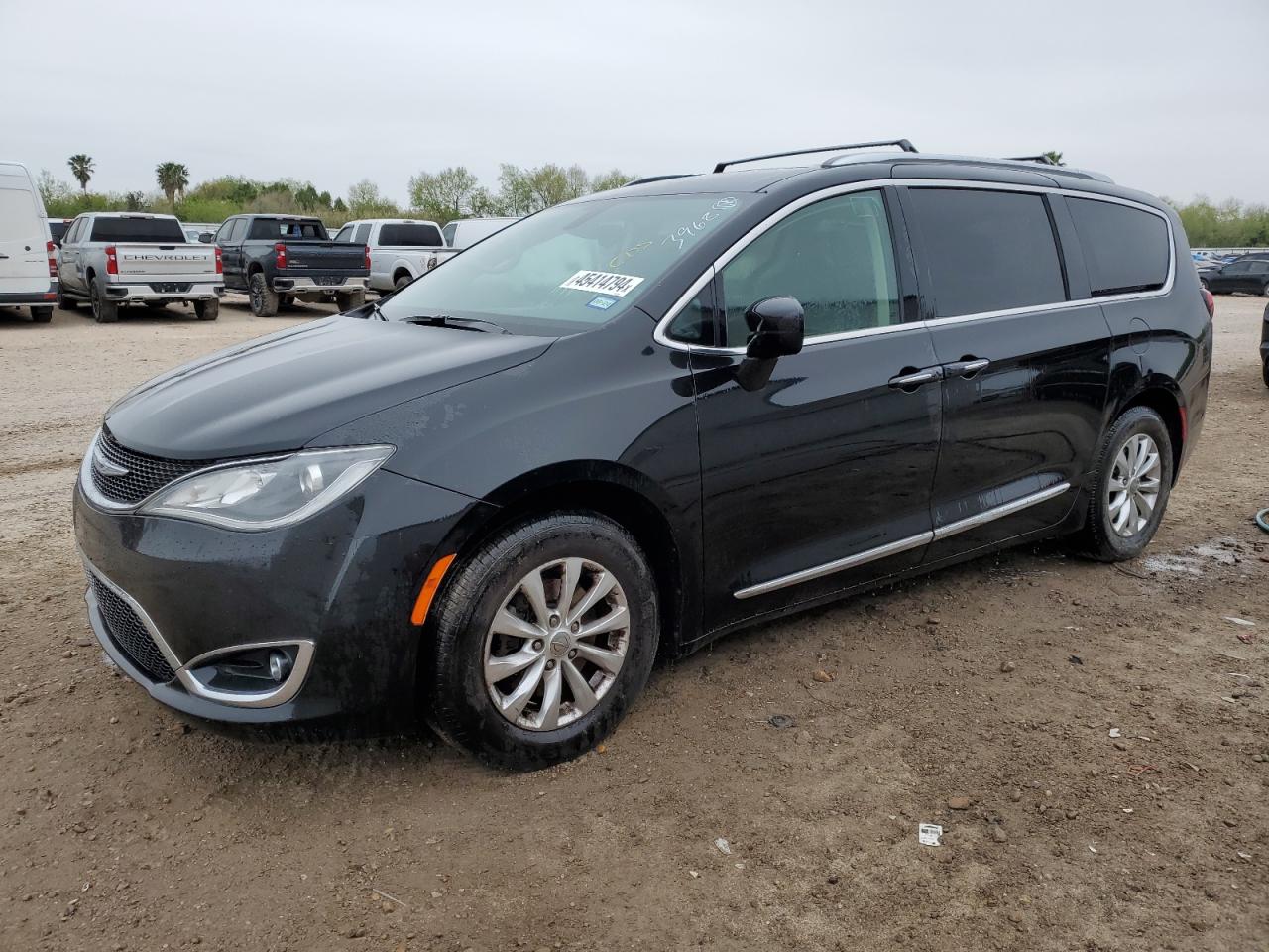 CHRYSLER PACIFICA 2018 2c4rc1bg2jr153968