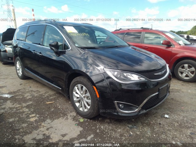 CHRYSLER PACIFICA 2018 2c4rc1bg2jr270160