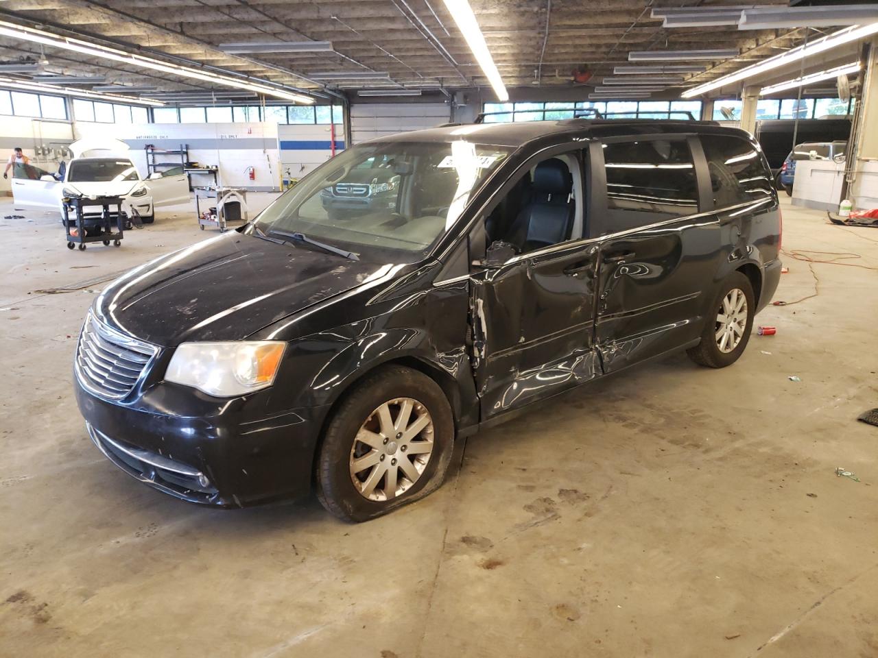 CHRYSLER TOWN & COUNTRY 2013 2c4rc1bg3dr742497