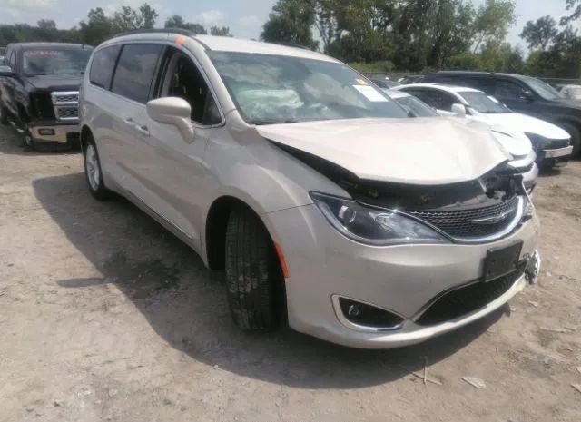 CHRYSLER PACIFICA 2017 2c4rc1bg3hr578528