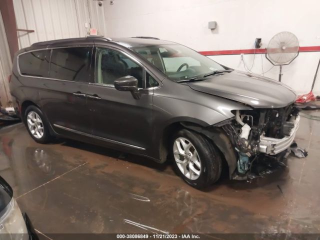 CHRYSLER PACIFICA 2017 2c4rc1bg3hr667516