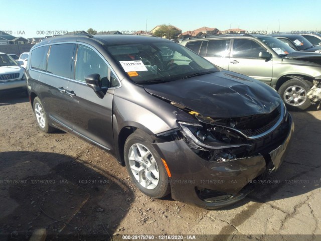 CHRYSLER PACIFICA 2017 2c4rc1bg3hr734647