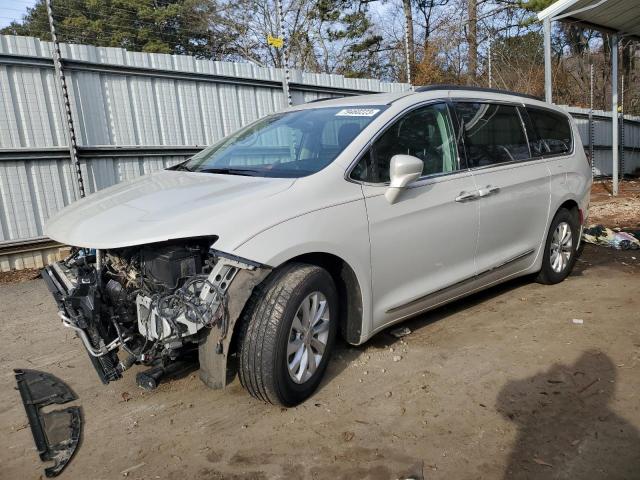 CHRYSLER PACIFICA 2017 2c4rc1bg3hr756986