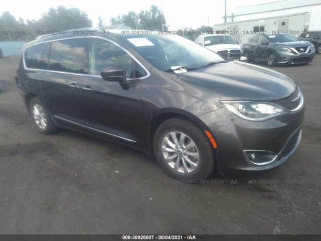 CHRYSLER PACIFICA 2018 2c4rc1bg3jr102155