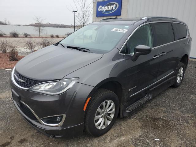 CHRYSLER PACIFICA 2018 2c4rc1bg3jr177941