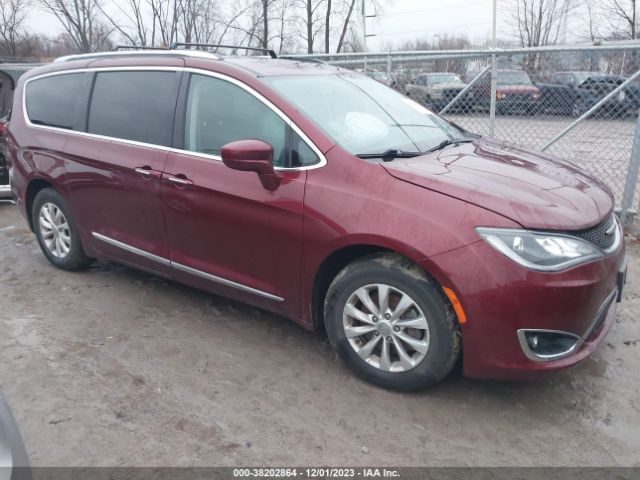 CHRYSLER PACIFICA 2018 2c4rc1bg3jr269289