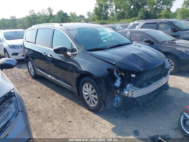 CHRYSLER PACIFICA 2018 2c4rc1bg3jr269390