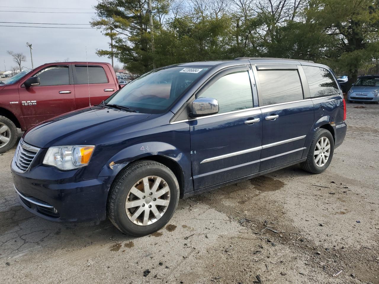 CHRYSLER TOWN & COUNTRY 2015 2c4rc1bg4fr561282