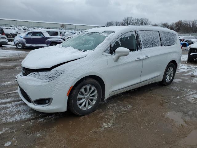 CHRYSLER PACIFICA 2017 2c4rc1bg4hr538958