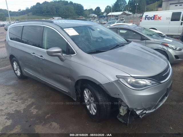 CHRYSLER PACIFICA 2017 2c4rc1bg4hr543996