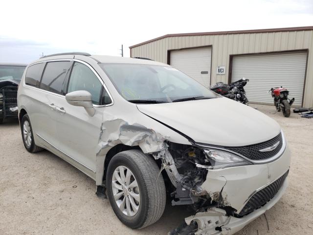 CHRYSLER PACIFICA T 2017 2c4rc1bg4hr588078