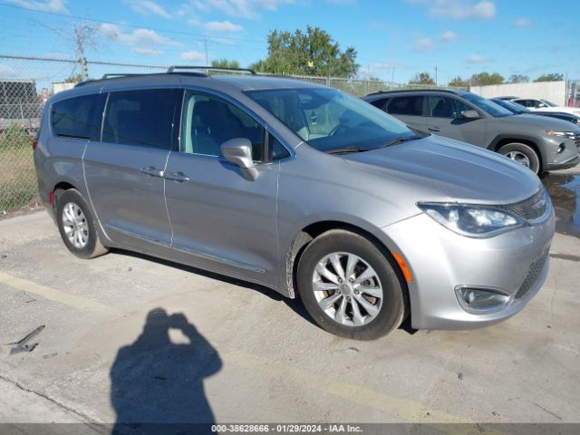 CHRYSLER PACIFICA 2017 2c4rc1bg4hr613853