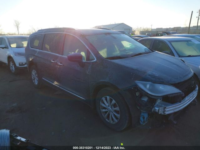 CHRYSLER PACIFICA 2017 2c4rc1bg4hr636324