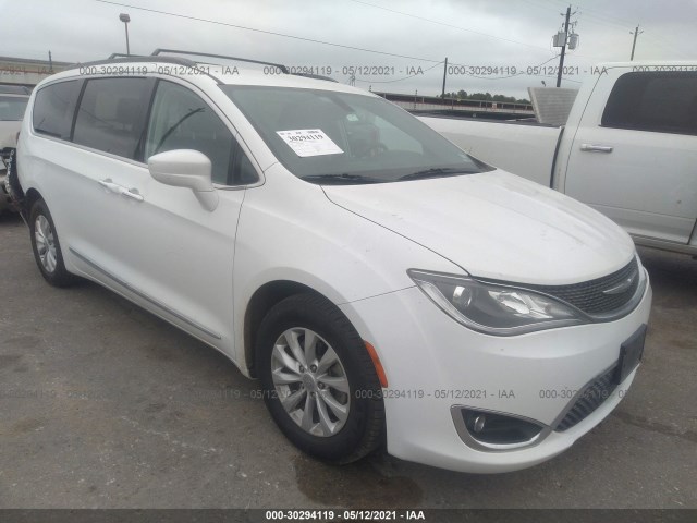 CHRYSLER PACIFICA 2017 2c4rc1bg4hr642432