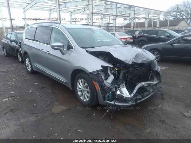 CHRYSLER PACIFICA 2017 2c4rc1bg4hr705089